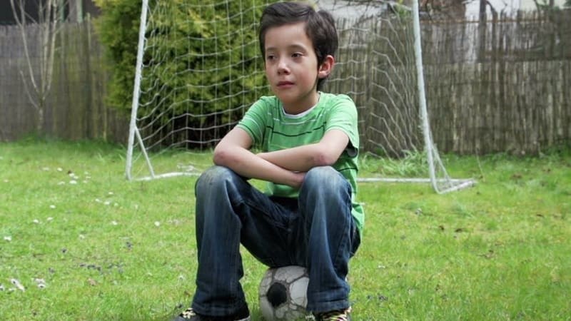 sad_football_kid