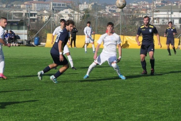 Τρίποντο στο… φινάλε για την Λαμία!