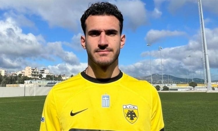 Η ΑΕΚ έντυσε και… τυπικά τον Παυλίδη!
