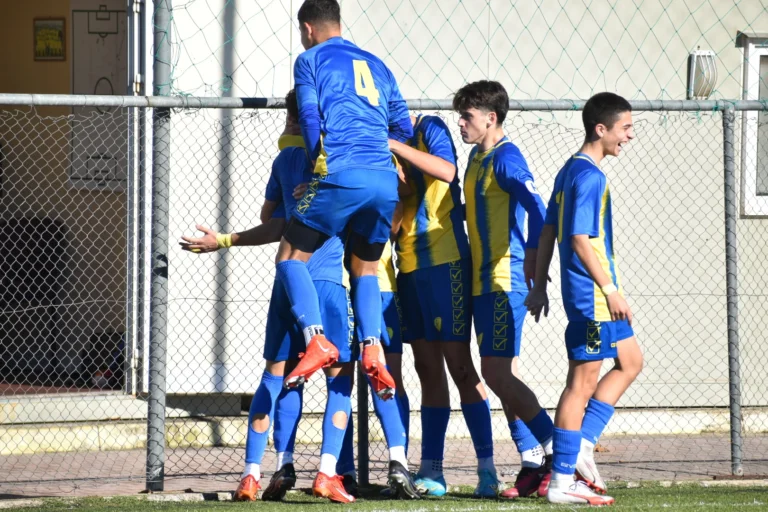 Πέρασε τον ΠΑΣ και πήγε Play Offs ο Παναιτωλικός!