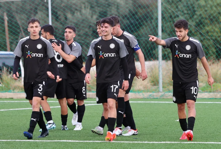 “Η ξενομανία μάς κάνει όλους να φαινόμαστε υποδεέστεροι, οι Έλληνες έχουν ταλέντο”!
