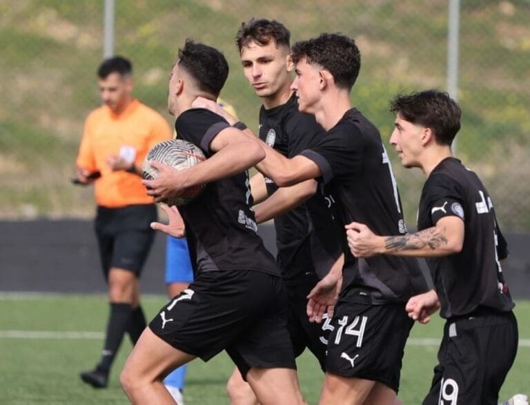 Από μια 20αδα αναπτυξιακής ομάδας, πόσοι τα καταφέρνουν;