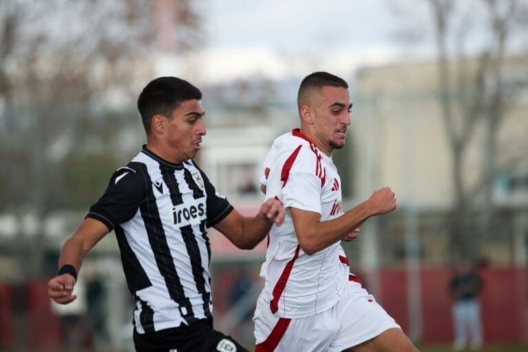 Πέφτει… ΒΟΜΒΑ σε ομάδα U17 – Αποχωρεί ο προπονητής!