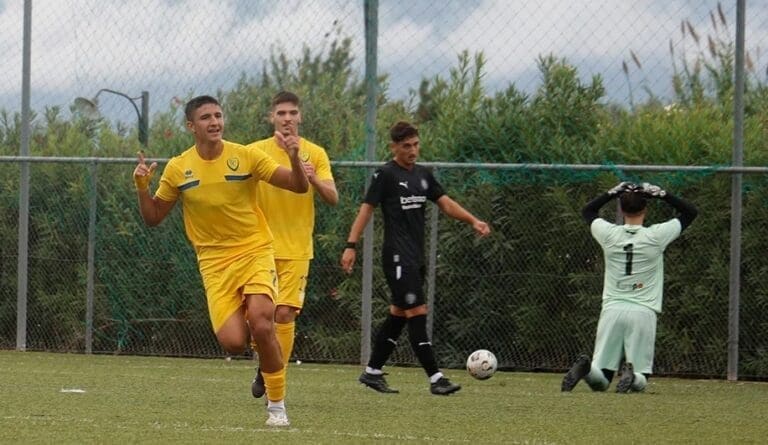 Φιλικό της U19 του Παναιτωλικού με τον Φωκικό για τα 100 χρόνια της ομάδας!