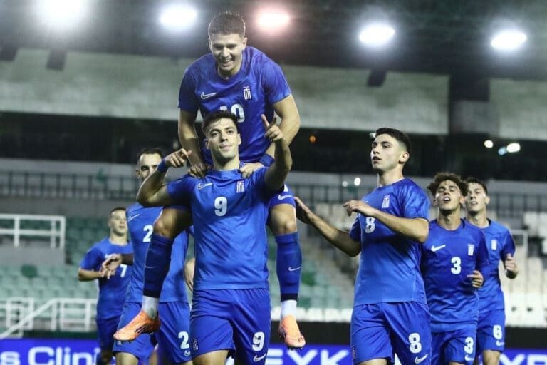 “Ταλέντο μιας ολόκληρης γενιάς” – Η UEFA “υποκλίθηκε” σε Ελληνόπουλο!