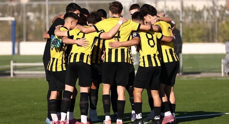 aek15