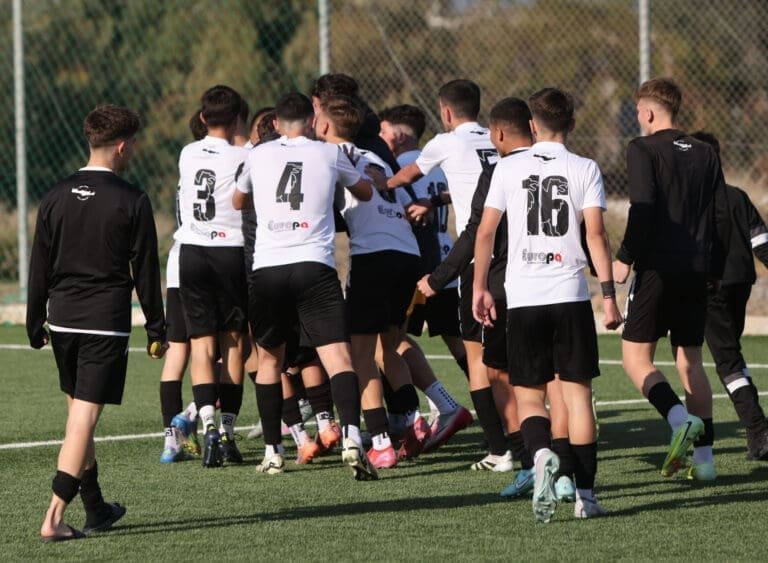 Πάει Γερμανία η U15 του ΟΦΗ και παίζει με “μεγάλες” Ακαδημίες!
