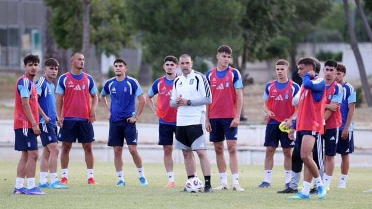 Κάνει πρεμιέρα η Εθνική Ομάδα Νέων στο EURO U19!